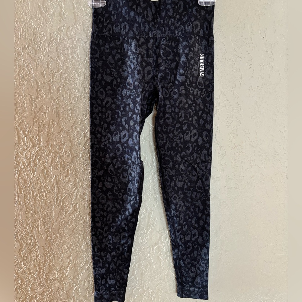 Gymshark Leggings - Picture 2 of 7
